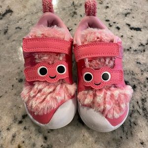 Toddler Girl Size 7 Pink Monster Shoes Nike